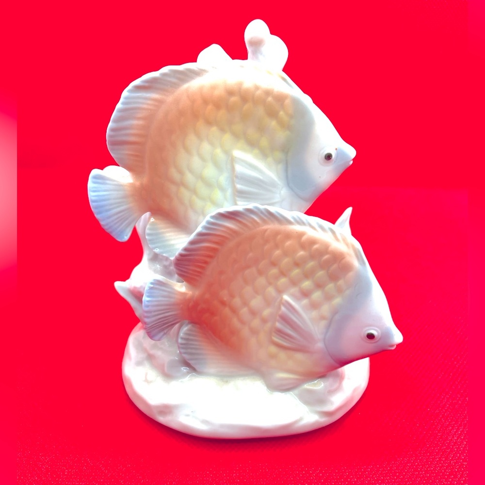 Vintage Wellington Porcelain Fish Coral Ocean Figurine Ornament
